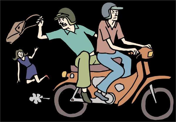 robbers took away purse kept in front of activa