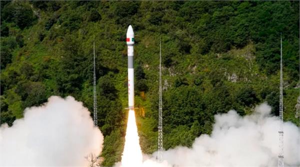 china launched pakistani satellite with 2 of its own