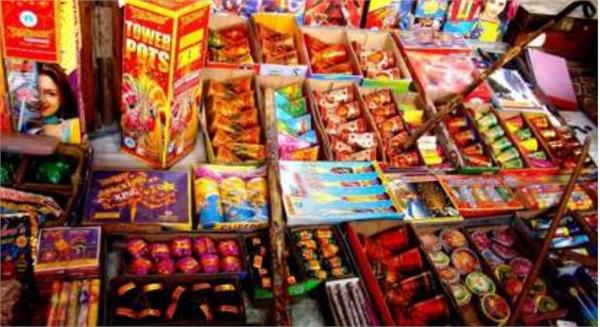 illegal firecrackers worth over rs 1 crore seized in muzaffarnagar