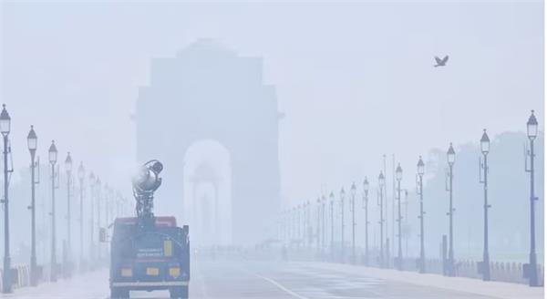 delhi  s air quality remains poor