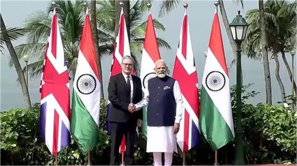 high profile meeting of pm modi and british pm