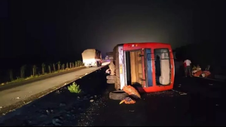 Road Accident : ਸਵਾਰੀਆਂ ਨਾਲ ਭਰੀ ਬੱਸ ਪਲਟੀ, ਪੈ ਗਿਆ ਚੀਕ-ਚਿਹਾੜਾ