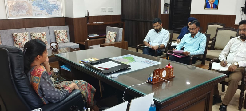 ਪਰਾਲੀ ਸਾੜਨ ਨੂੰ ਲੈ ਕੇ ਹੁਸ਼ਿਆਰਪੁਰ ਦੀ DC ਨੇ ਕਿਸਾਨਾਂ ਨੂੰ ਹਦਾਇਤਾਂ ਕੀਤੀਆਂ ਜਾਰੀ