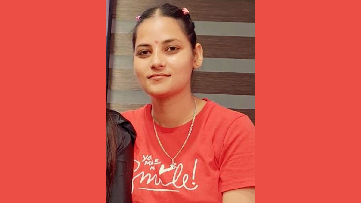 Punjab:ਕੰਮ ਤੋਂ ਘਰ ਜਾ ਰਹੀ ਕੁੜੀ ਨੂੰ ਰਸਤੇ ''ਚ ਘੇਰ ਨੌਜਵਾਨਾਂ ਨੇ ਕੀਤਾ ਵੱਡਾ ਕਾਂਡ, ਤੜਫ਼-ਤੜਫ਼ ਕੇ ਹੋਈ ਮੌਤ