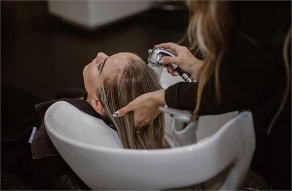 salon  hair wash  brain stroke