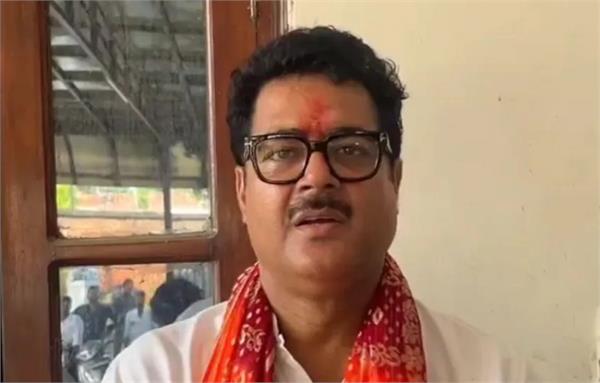 air india  flight  passenger  mla  police