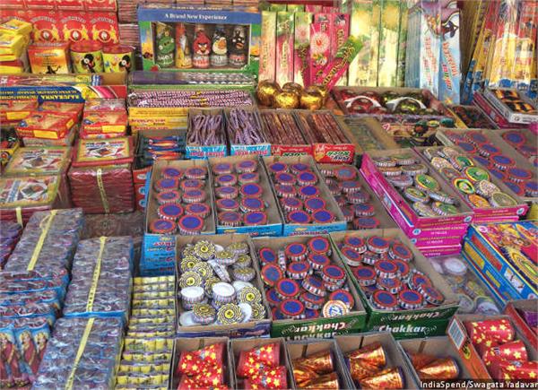 temporary licenses for storing and selling firecrackers