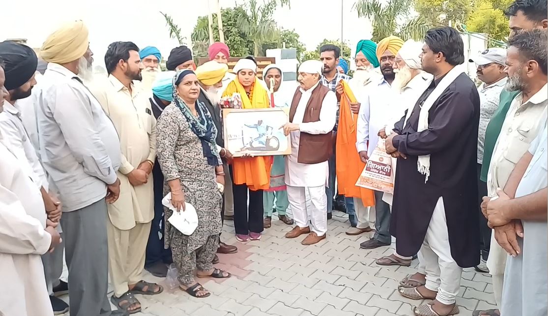 ਰਗਬੀ ਖਿਡਾਰਣ ਅਮਨਦੀਪ ਕੌਰ ਦਾ ਬਾਬਾ ਬੰਦਾ ਸਿੰਘ ਬਹਾਦਰ ਐਵਾਰਡ ਨਾਲ ਕੀਤਾ ਵਿਸ਼ੇਸ਼ ਸਨਮਾਨ