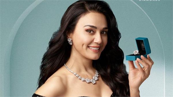 actress preity zinta becomes brand ambassador of swa diamonds