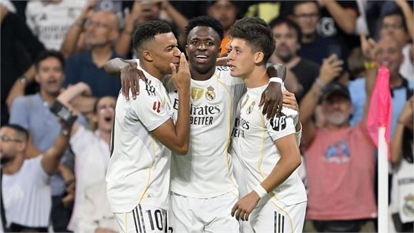 real madrid top la liga after beating villarreal