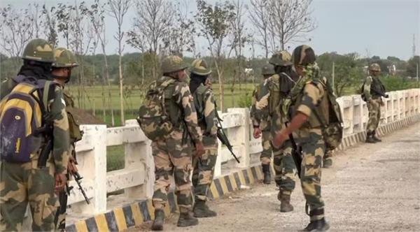pakistani drones drug packets on border