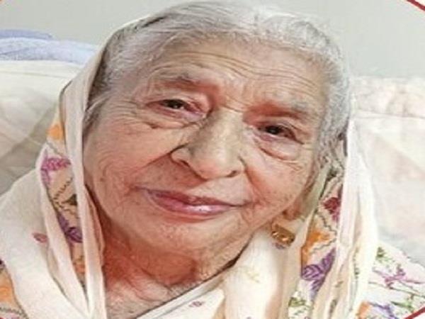 captain sandeep sandhu  s mother cremated