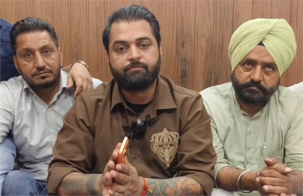 gulab sidhu apologizes after controversy over sarpanchi song