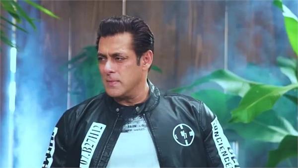 salman khan  s jacket auction at tata memorial hospital