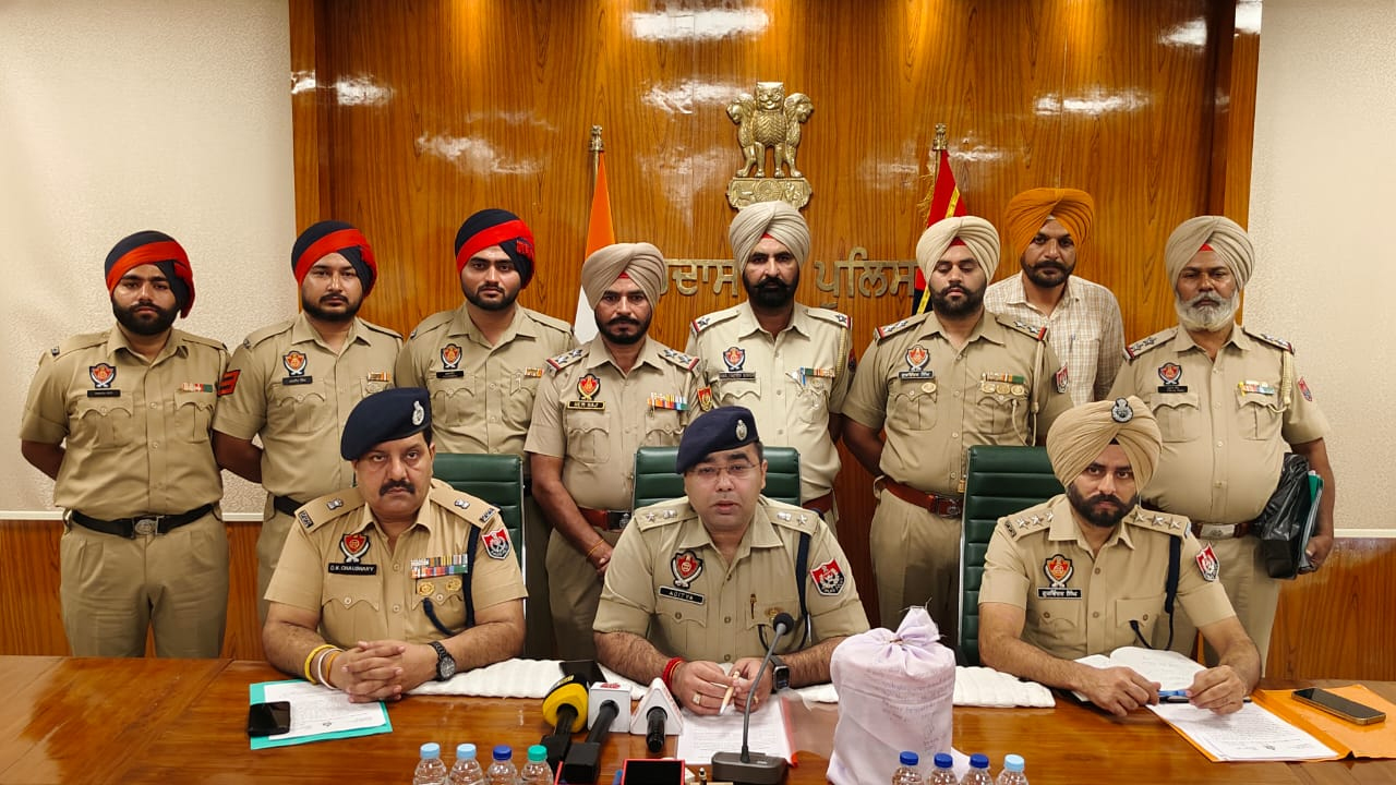 B.Tech ਇੰਜੀਨੀਅਰ ਸਾਥੀ ਸਮੇਤ ਗ੍ਰਿਫ਼ਤਾਰ, ਕਰੋੜਾਂ ਦੀ ਹੈਰੋਇਨ ਬਰਾਮਦ