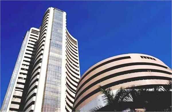 sensex is trading 600 points higher   nifty crosses 25 500
