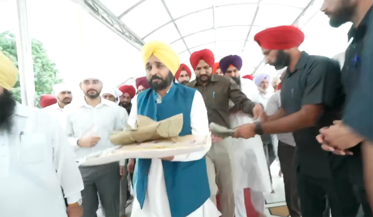 ਤਖ਼ਤ ਸ੍ਰੀ ਕੇਸਗੜ੍ਹ ਸਾਹਿਬ ਨਤਮਸਤਕ ਹੋਏ CM ਮਾਨ, ਸਰਬੱਤ ਦੇ ਭਲੇ ਦੀ ਕੀਤੀ ਅਰਦਾਸ