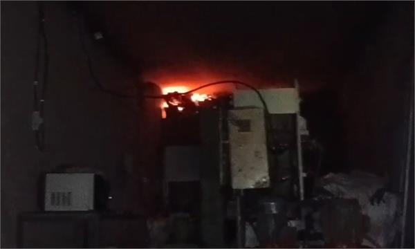 massive fire breaks out in a slipper factory in jalandhar