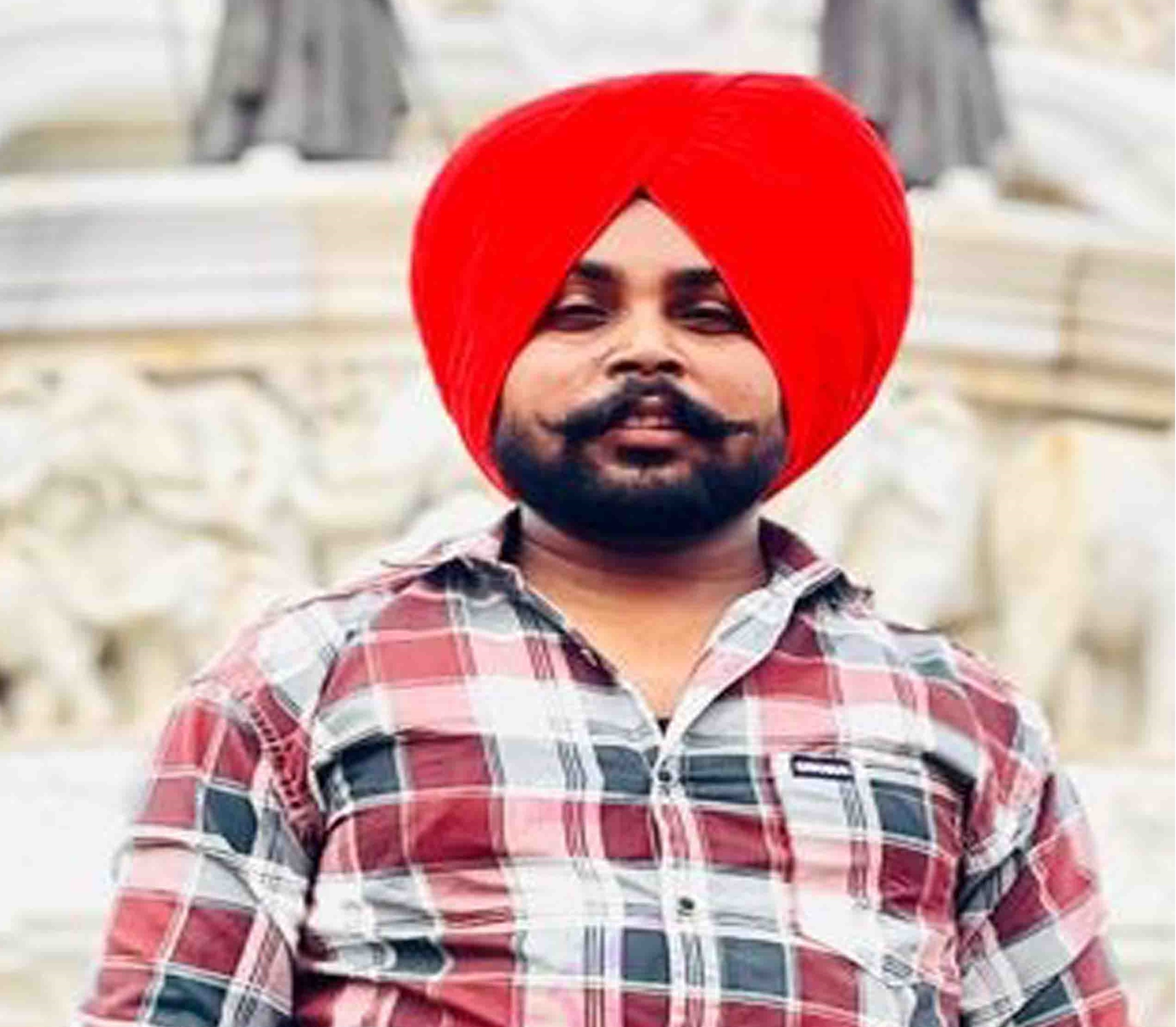 ਆਵਾਰਾ ਪਸ਼ੂਆਂ ਕਾਰਨ ਗਈ ਇਕ ਹੋਰ ਜਾਨ! ਸੜਕ ਹਾਦਸੇ ''ਚ ਮੋਟਰਸਾਈਕਲ ਸਵਾਰ ਦੀ ਮੌਤ