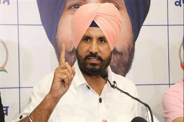 IPS ਵਾਈ. ਪੂਰਨ ਕੁਮਾਰ ਭਾਜਪਾ ਦੀ ਦਲਿਤ ਵਿਰੋਧੀ ਨੀਤੀ ਦਾ ਸ਼ਿਕਾਰ ਹੋਏ : ਵੜਿੰਗ