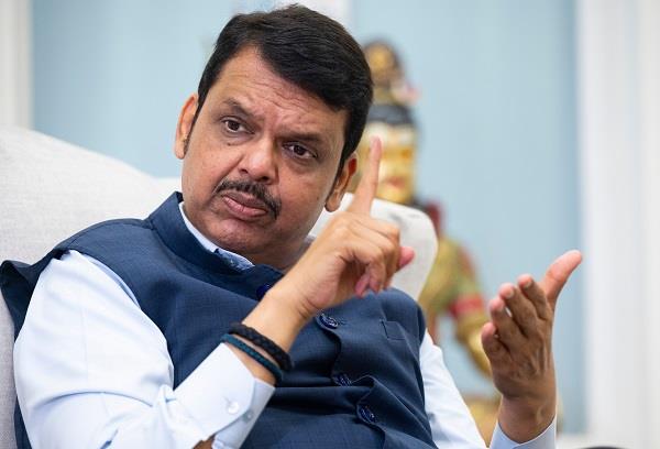 solve farmers   issues through dialogue  not agitation  fadnavis