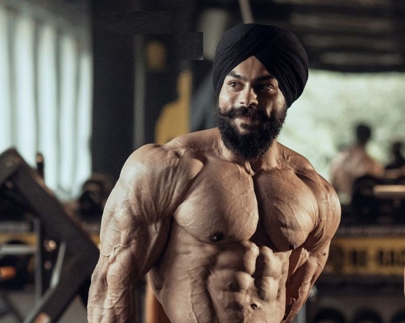ਸਿੱਖ ਬਾਡੀ ਬਿਲਡਰ ਸਨਮੀਤ ਸਿੰਘ ਨੇ ਰਚਿਆ ਇਤਿਹਾਸ, ਲੈਣਗੇ ਮਿਸਟਰ ਓਲੰਪੀਆ ''ਚ ਹਿੱਸਾ