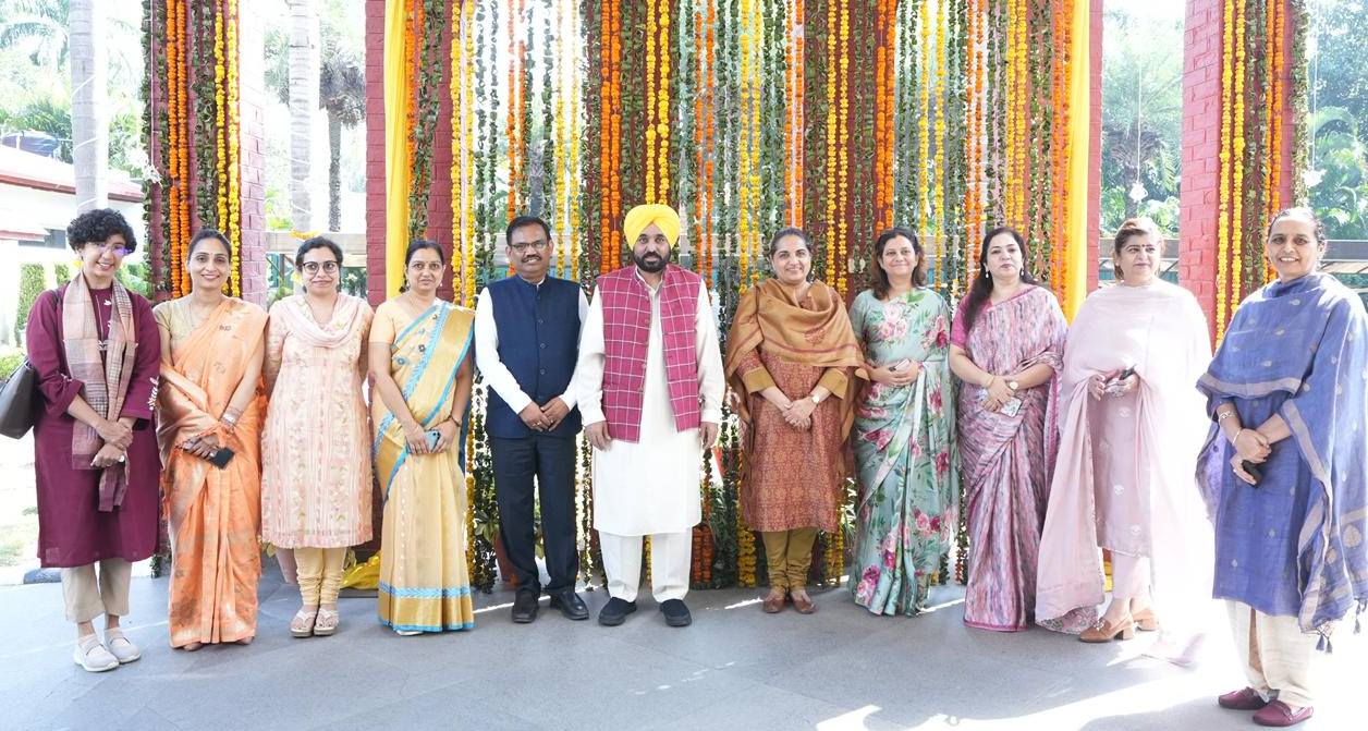 IAS ਆਫਿਸਰਜ਼ ਐਸੋਸੀਏਸ਼ਨ ਵੱਲੋਂ ''ਮਿਸ਼ਨ ਚੜ੍ਹਦੀ ਕਲਾ'' ਵਿਚ 5 ਲੱਖ ਰੁਪਏ ਦੇਣ ਦਾ ਐਲਾਨ