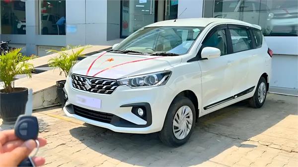 people are crazy about this 7 seater car 