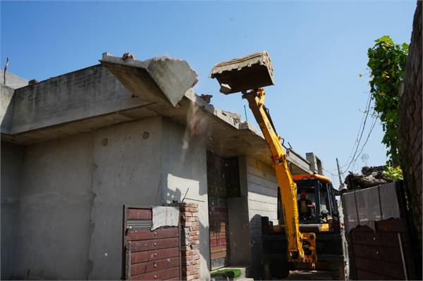ditch machine used on drug smuggler  s house