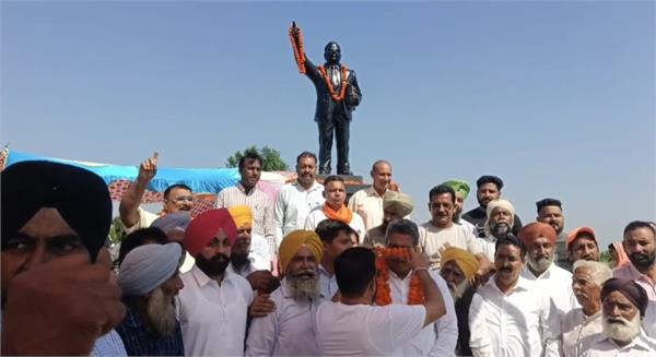 dr ambedkar  s statue installed on jhandechak bypass in dinanagar