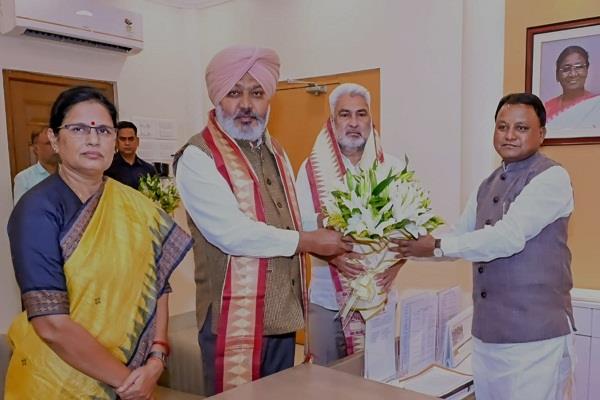 odisha cm invited for 350th martyrdom anniversary