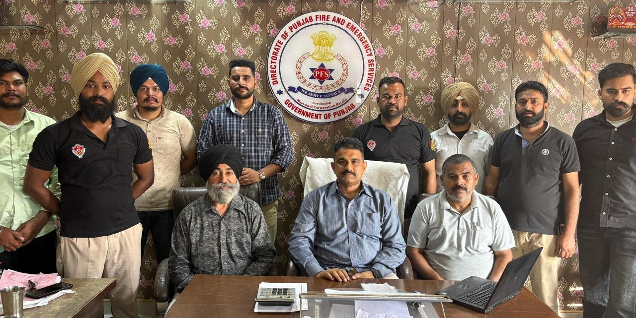 ਦੀਵਾਲੀ ਮੌਕੇ ਫਾਇਰ ਬ੍ਰਿਗੇਡ ਸਟੇਸ਼ਨ ਵਿਖੇ ਅੱਗ ਸੁਰੱਖਿਆ ਪ੍ਰਤੀ ਮੀਟਿੰਗ