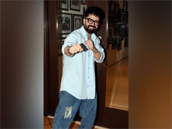 harrdy sandhu  perform  opening ceremony yuvraj singh  inaugural cricket league