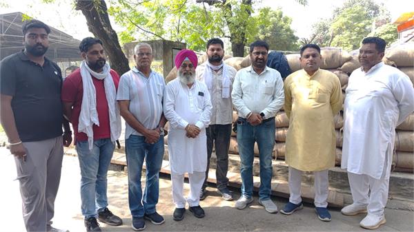 there will be no purchase of wet paddy in tanda grain market