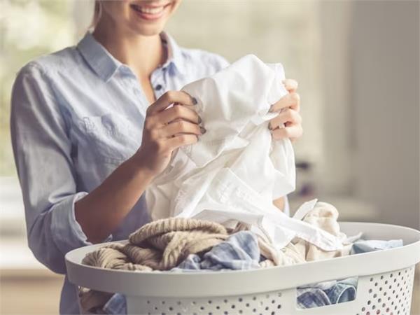 warm clothes clean bad smell bacteria