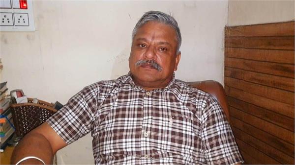 case registered against former sho for talking obscenely to women
