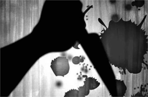 wife of having an illicit relationship