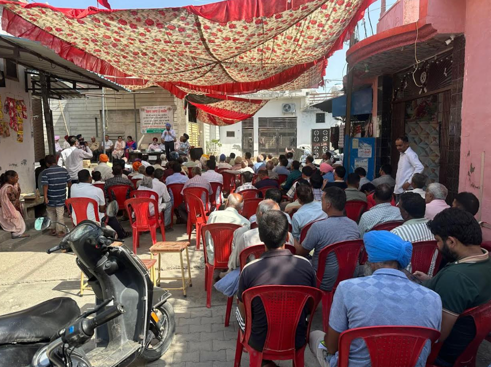 ਖੇਤੀਬਾੜੀ ਵਿਭਾਗ ਵੱਲੋਂ ਕਿਸਾਨਾਂ ਨੂੰ ਪਰਾਲੀ ਦੀ ਸੰਭਾਲ ਲਈ ਖੇਤੀ ਮਸ਼ੀਨਾਂ ਸਬਸਿਡੀ ''ਤੇ ਉਪਲਬਧ ਕਰਵਾਈਆਂ