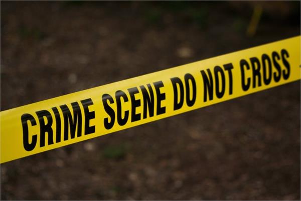 newborn  s body found floating in canal