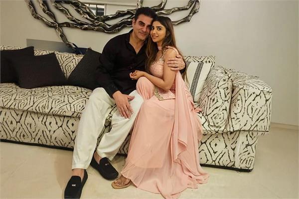 ssura khan admitted to hospital