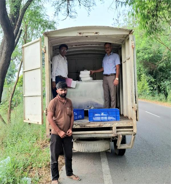 checking conducted by food safety team on dusadka sham chaurasi road