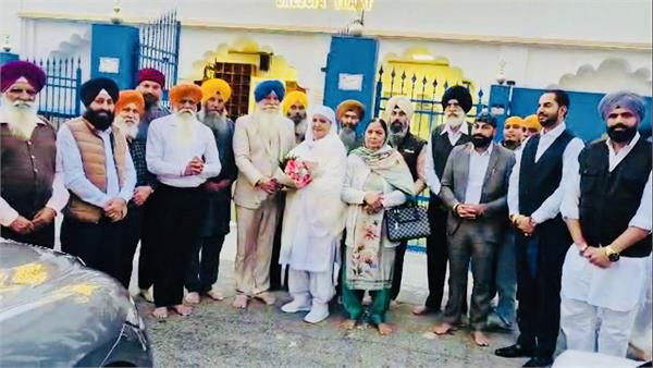 gurdwara sahib abroad are a symbol of the rise of sikhs bibi jagir kaur