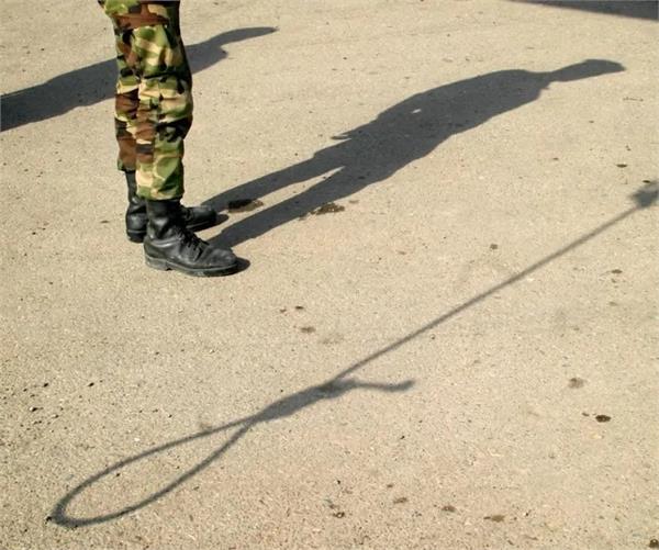 iran hangs 6 prisoners