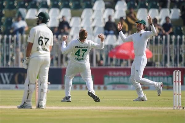 south africa beat pakistan by 8 wickets to level two match test series
