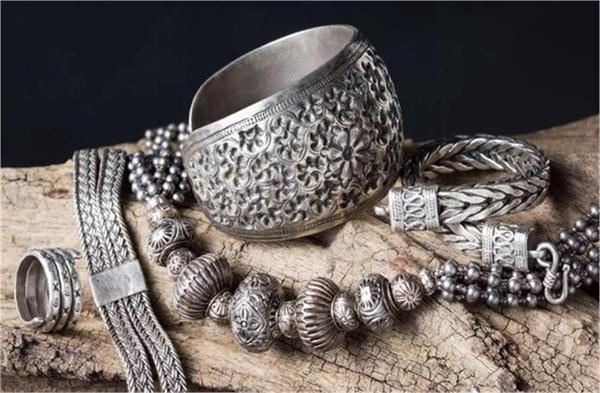 silver remains on the rise despite the decline