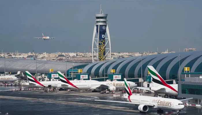 ਫਲਾਈਟ 'ਚ 35,000 ਫੁੱਟ ਦੀ ਉਚਾਈ 'ਤੇ ਯਾਤਰੀ ਨੂੰ ਆਇਆ ਹਾਰਟ ਅਟੈਕ, ਨਰਸਾਂ ਨੇ ਇੰਝ ਬਚਾਈ ਜਾਨ