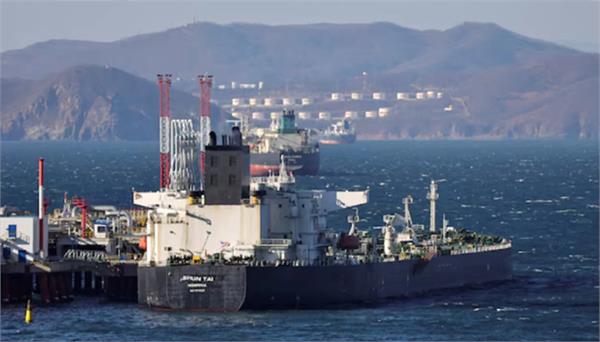 french police detain 2 crew members of oil tanker