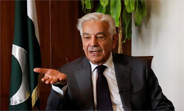 pakistan defense minister asif warns of open war against afghanistan