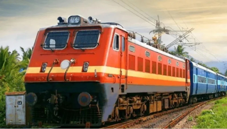 ਰੇਲ ਯਾਤਰੀ ਧਿਆਨ ਦੇਣ, ਟਿਕਟ ਬੁਕਿੰਗ ਤੋਂ ਪੁੱਛਗਿੱਛ ਤਕ 6 ਘੰਟੇ ਬੰਦ ਰਹੇਗਾ ਰੇਲਵਾ ਦਾ ਪੂਰਾ ਸਿਸਟਮ!