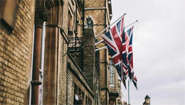 britain imposes sanctions on 70 people and organizations